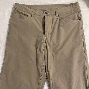 Lululemon ABC khaki golf pants